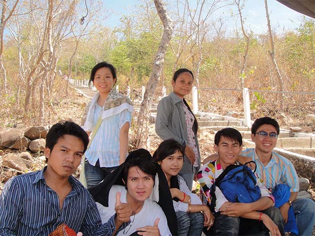 Phnom Chiso – just with J-Family along a way visit